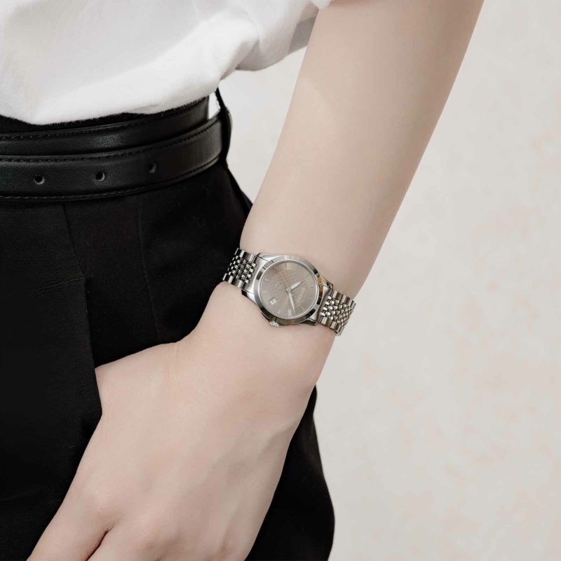 GUCCI グッチ 【OUTLET：箱不良】 G タイムレス / YA1265007