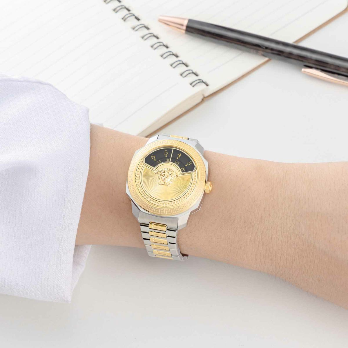 VERSACE ヴェルサーチェ ディロス(DYLOS) / VEQU01423