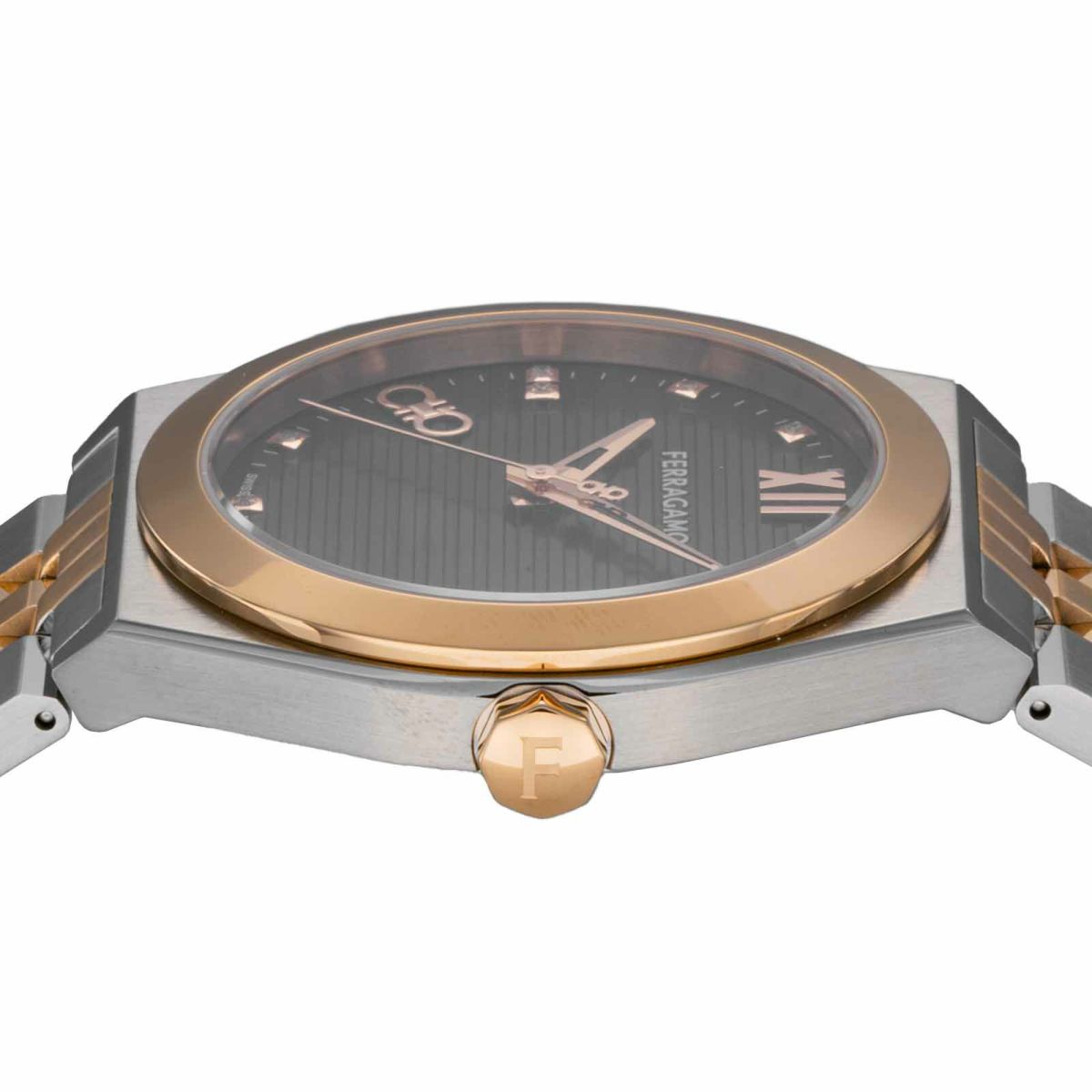 Ferragamo フェラガモ ベガ / SFKI01224