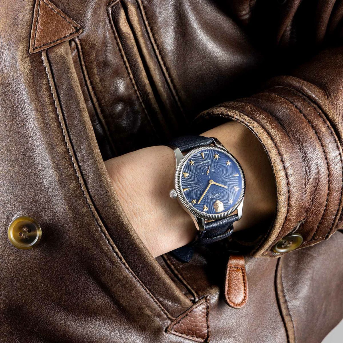 GUCCI グッチ G タイムレス / YA126347