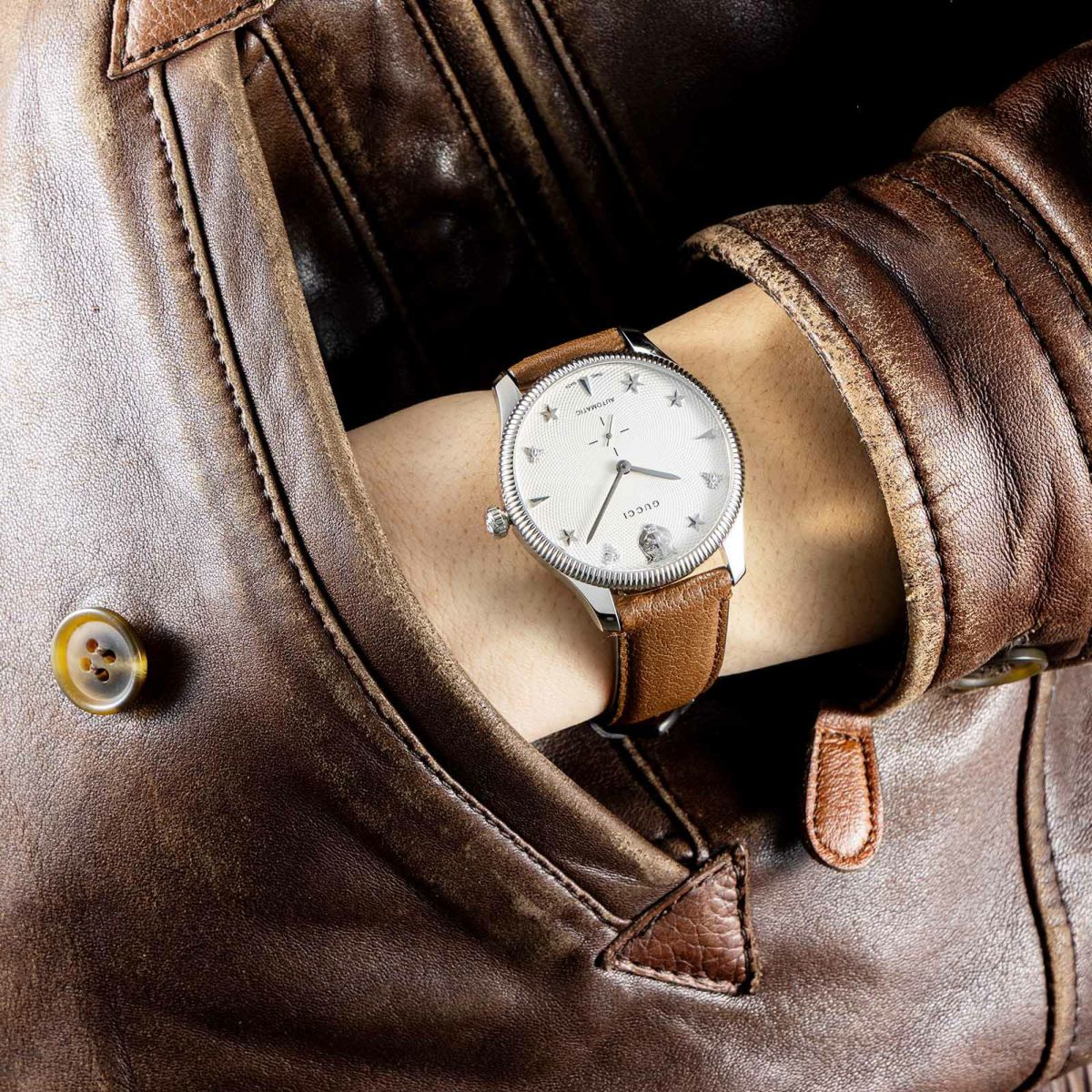 GUCCI グッチ G タイムレス / YA126361