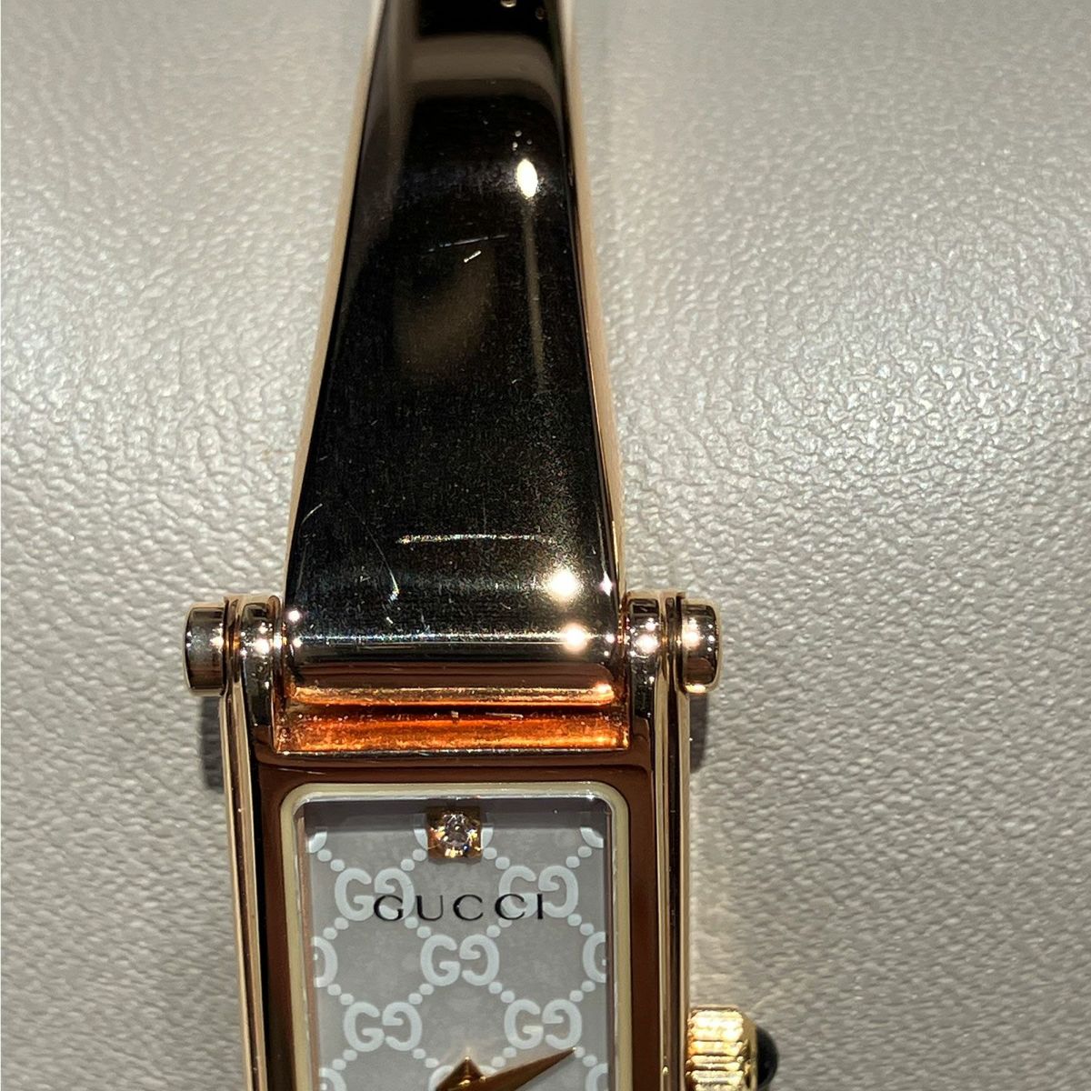 GUCCI グッチ 【OUTLET】 1500 / YA015560<br>小傷あり<br>付属品なし<br>(箱無し/12H傷大）